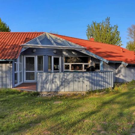 Kranich Ferienhaeuser Mit Innenpool Hohendorf (Nordvorpommern) Exterior foto