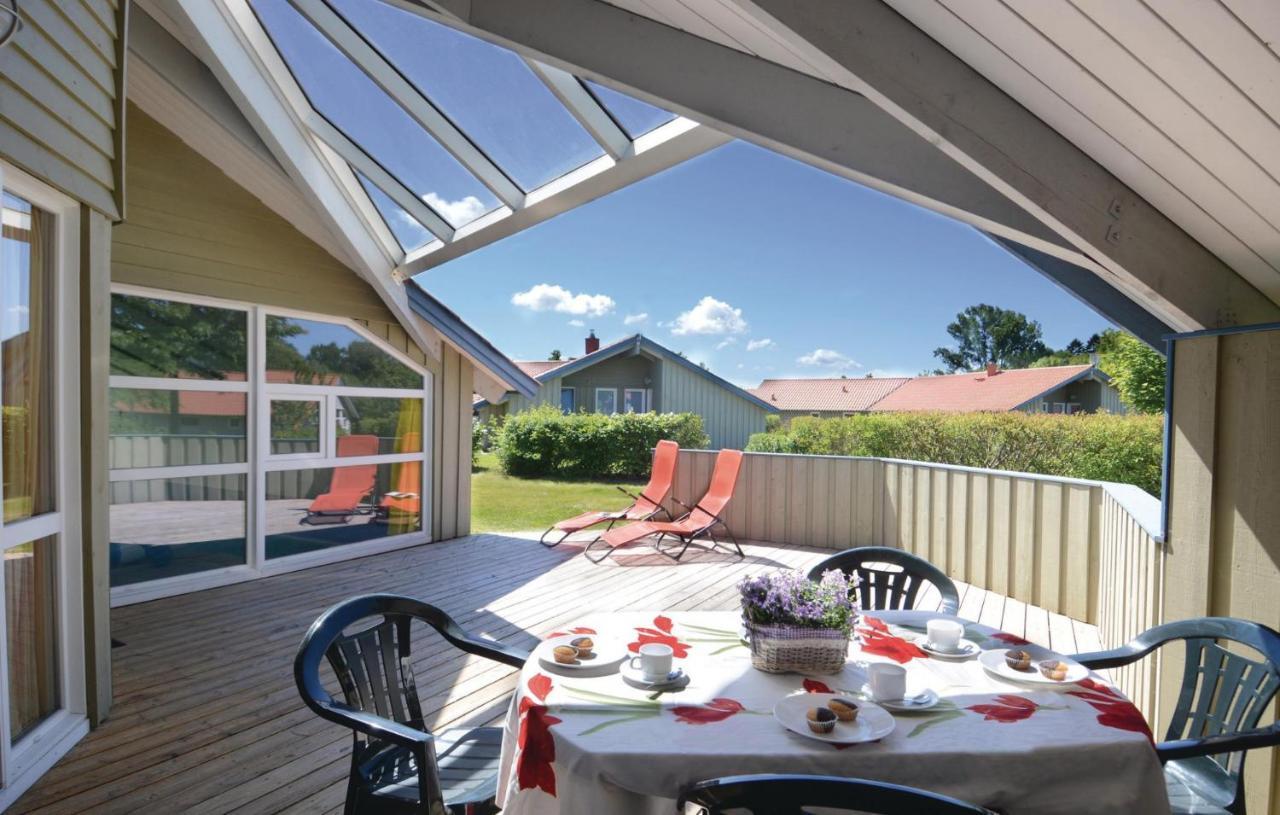 Kranich Ferienhaeuser Mit Innenpool Hohendorf (Nordvorpommern) Exterior foto